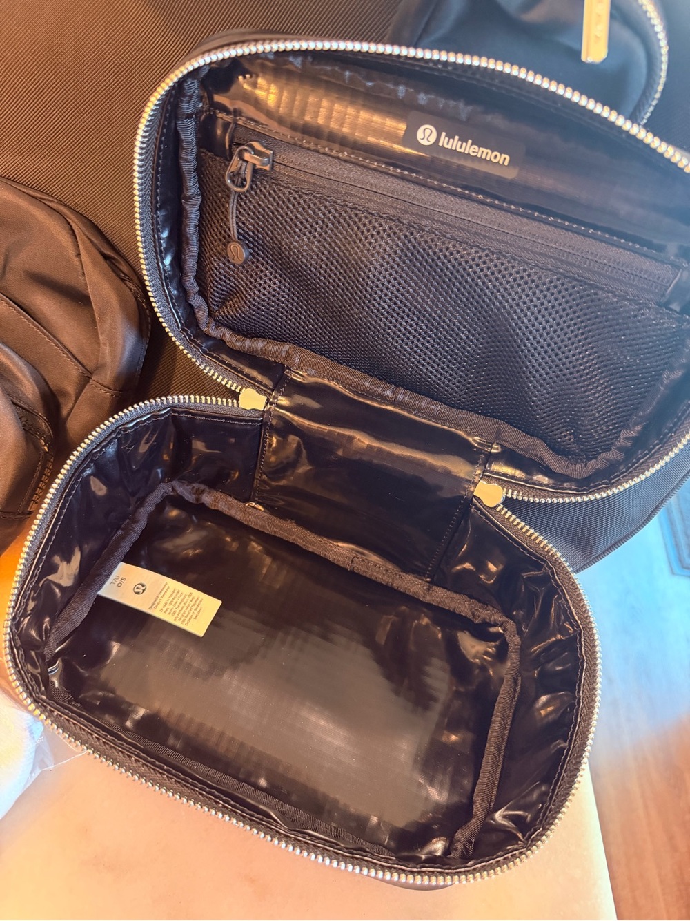 Lululemon City Essentials Travel Bundle Weekender 25L - 6 Pc Bundle - $354 Value - Picture 7 of 16